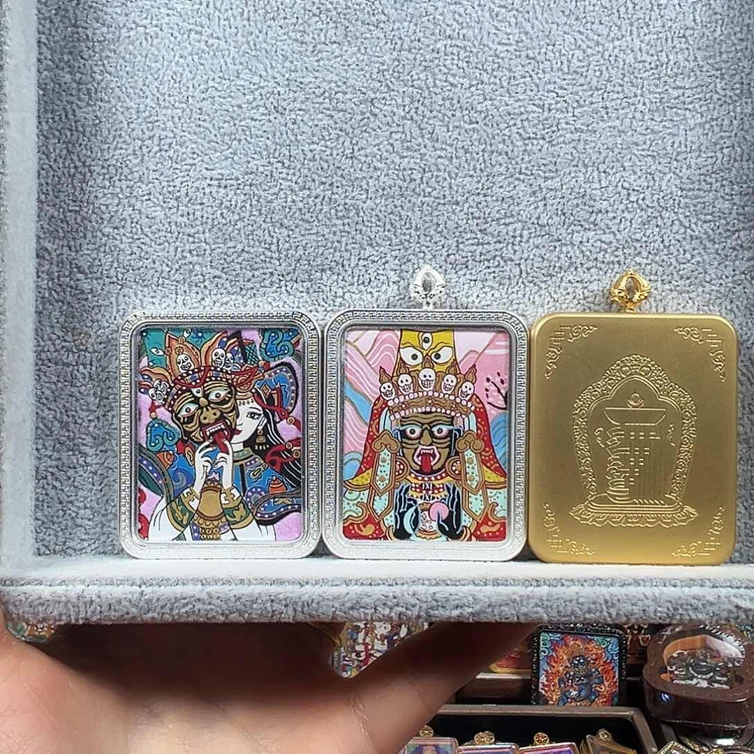 ****$吊坠双面纯手绘矿砂粉前世加粉扎基➕单面铜壳