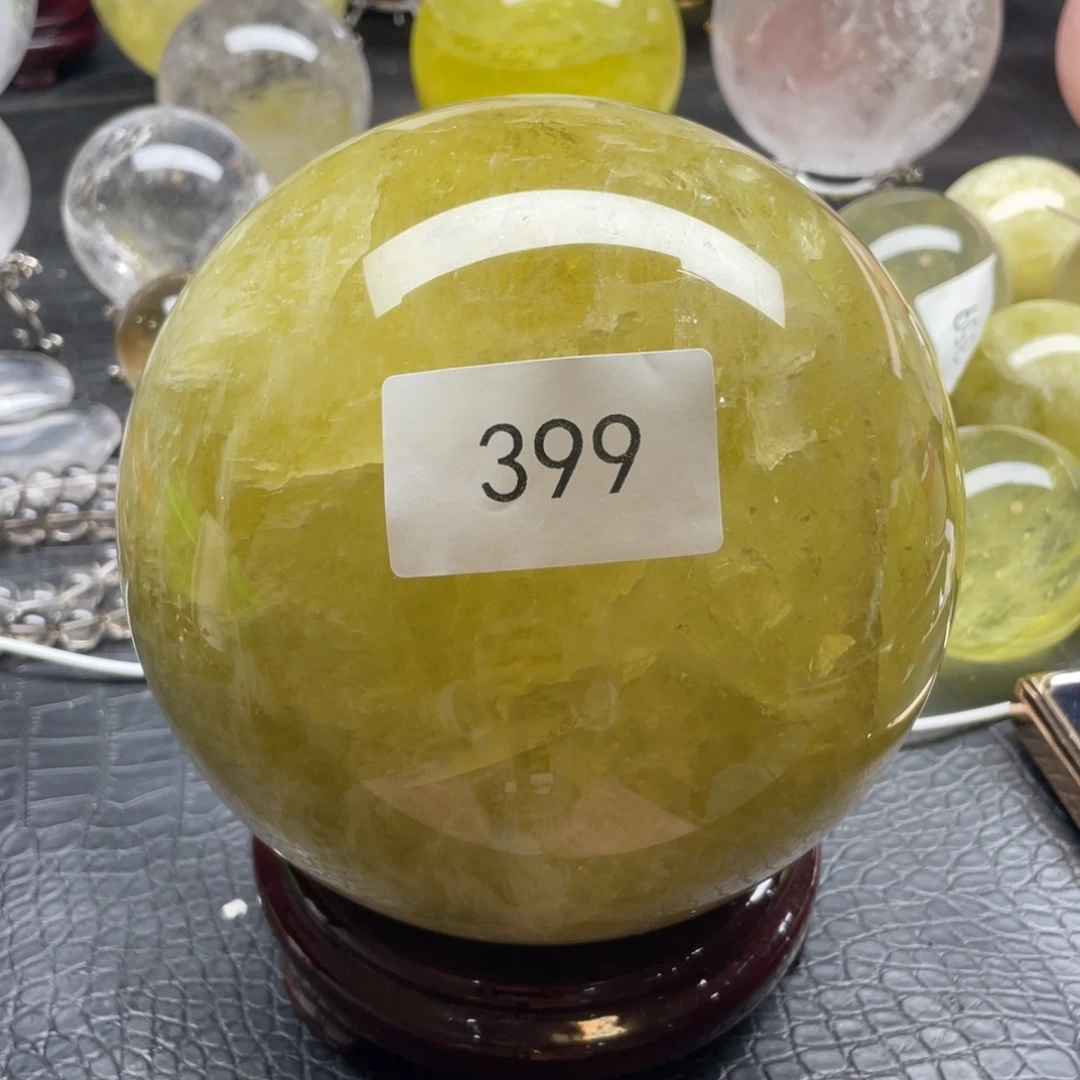 戊***鑫摆件水晶未镶嵌399 16CM