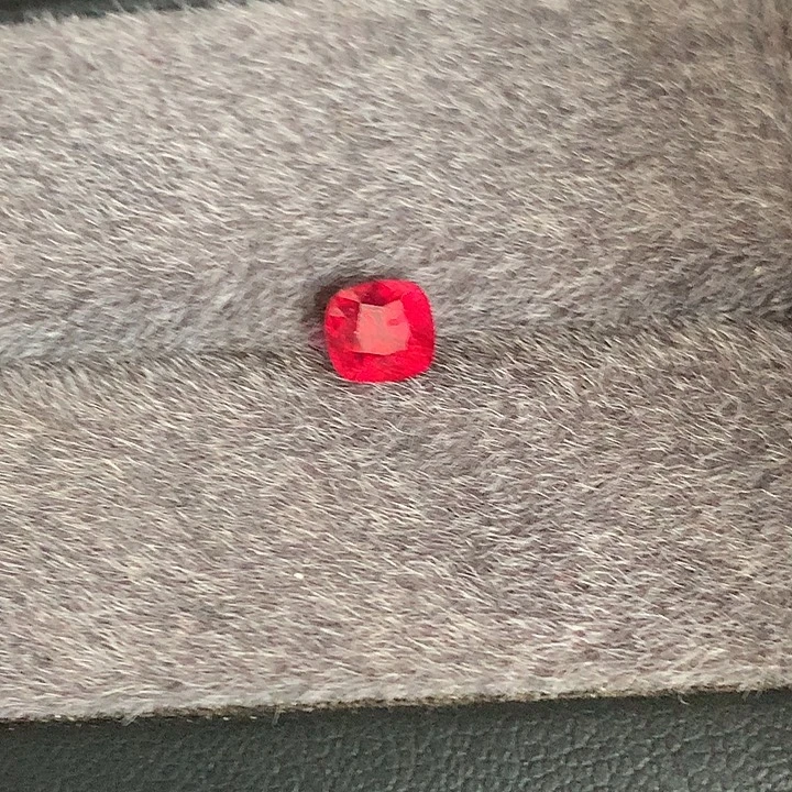 裸石尖晶石缅甸抹谷天然无烧1ct