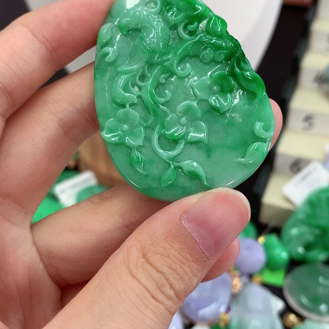 翡翠18K金镶嵌吊坠(不含链)