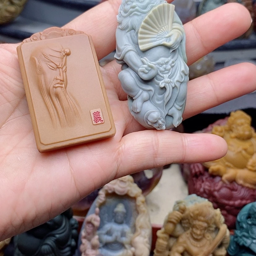 【闪购商品】定制石英质玉吊坠未镶嵌c****e