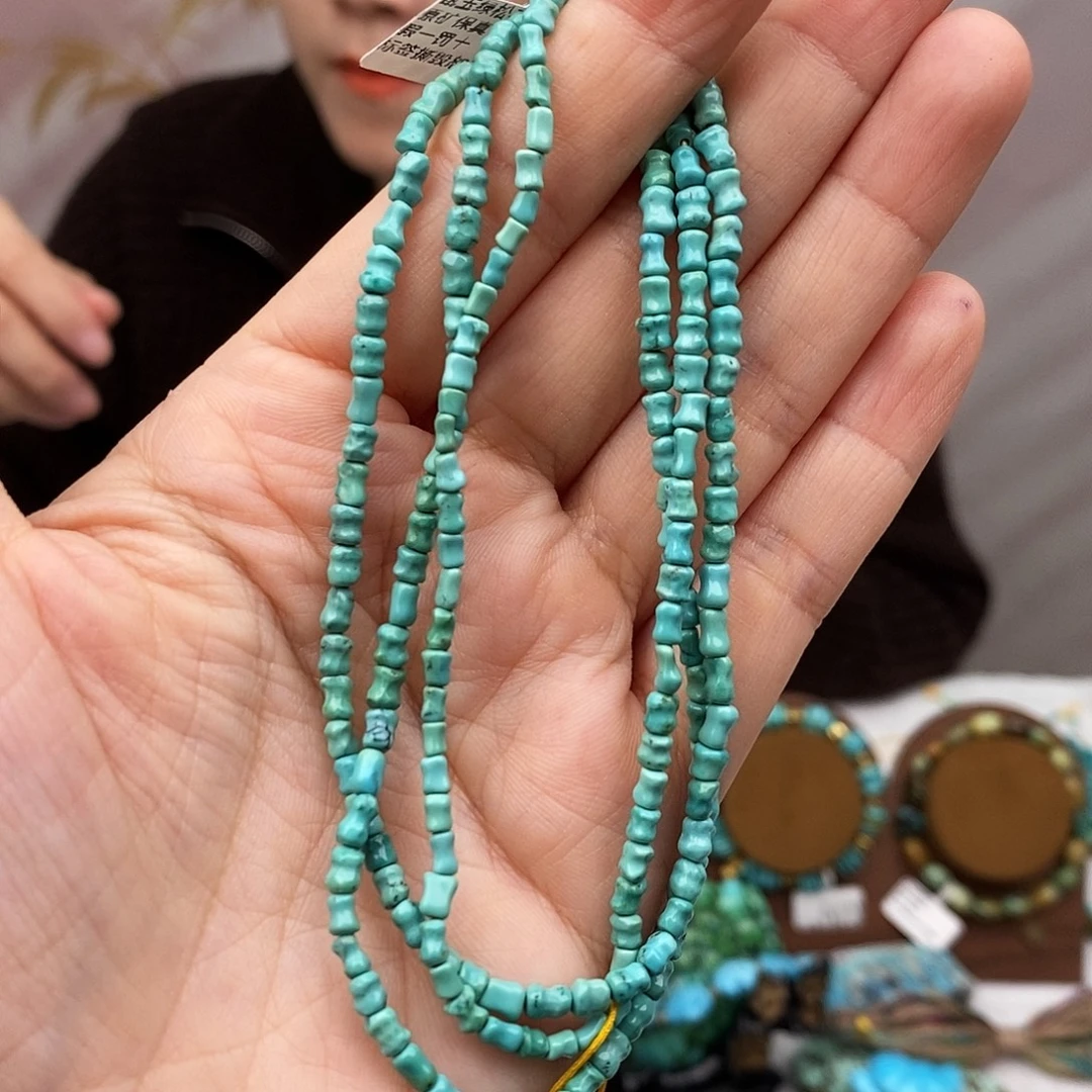 绿松石未镶嵌原矿