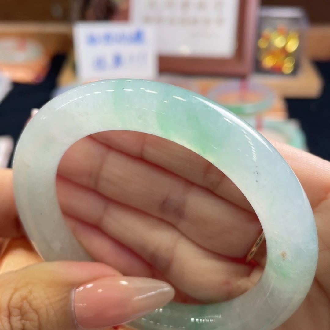 翡翠手镯未镶嵌6号