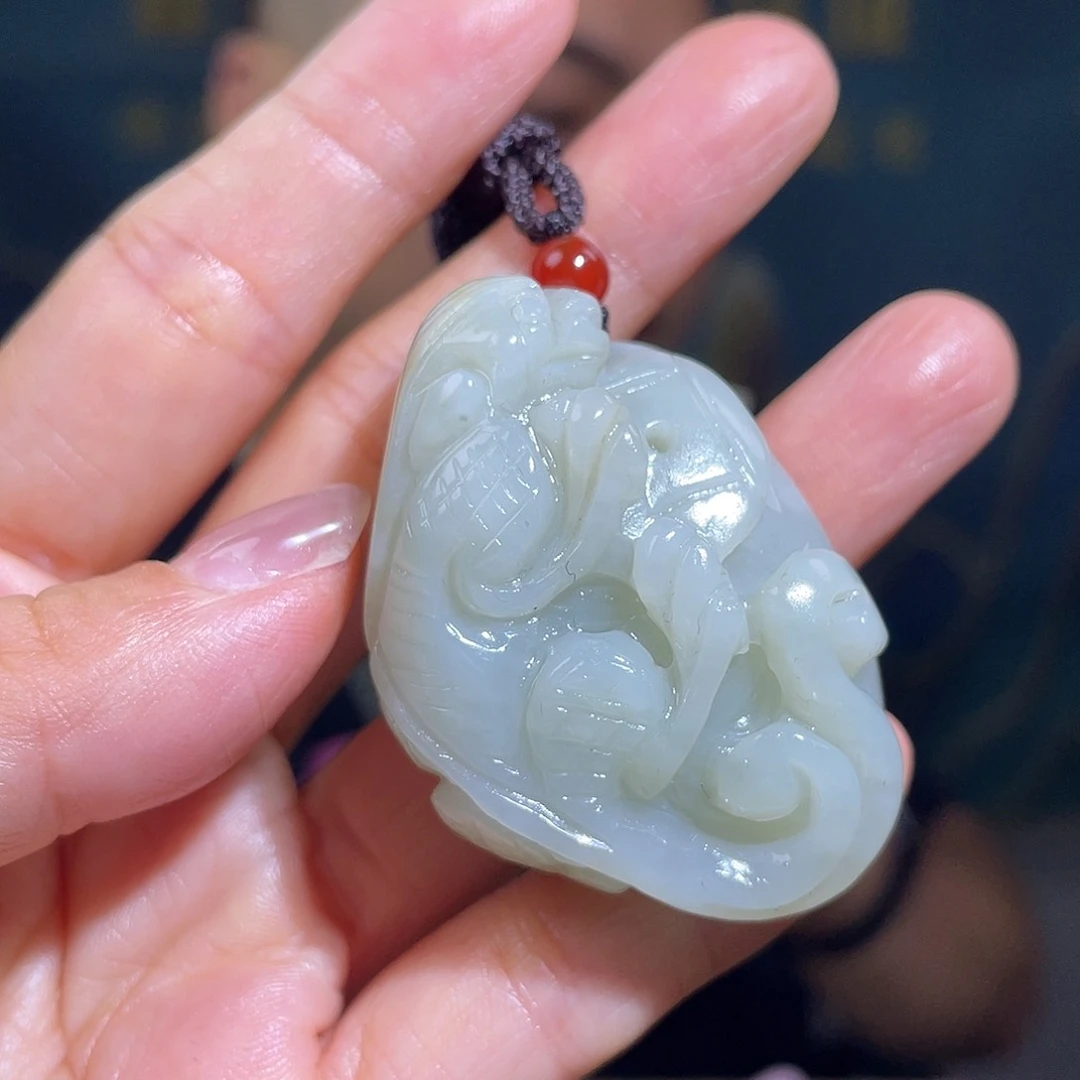 和田玉未镶嵌颈饰