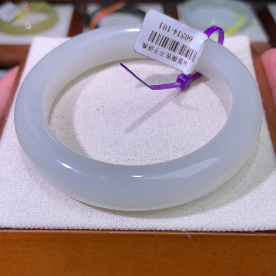 未镶嵌手镯和田玉和田玉61