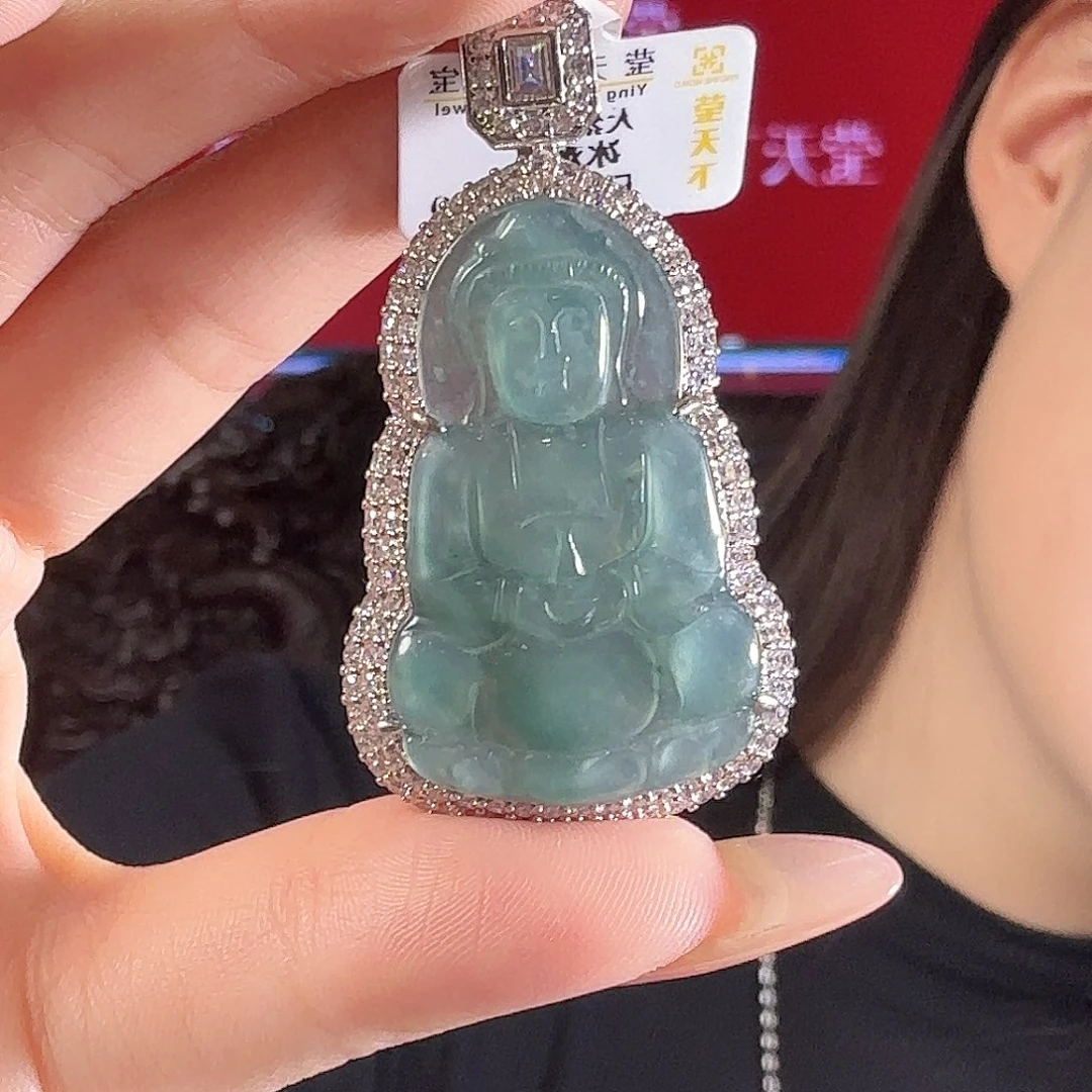 颈饰未镶嵌翡翠观音