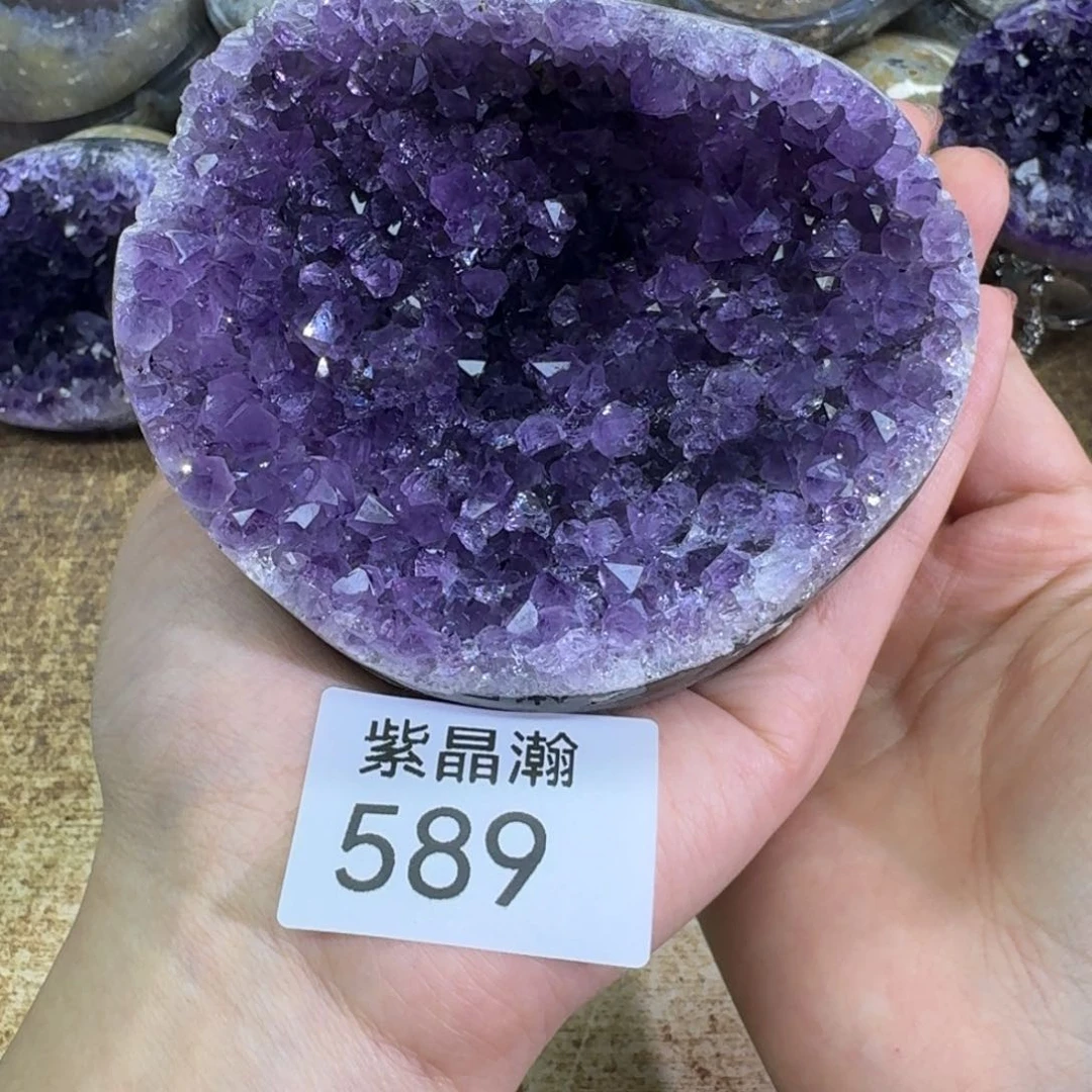 未镶嵌水晶大型摆件（非配饰）