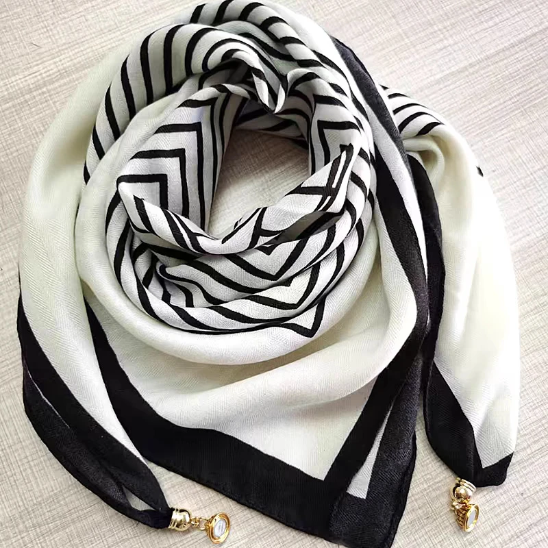 M70*70 【回字纹棉麻磁吸扣】 秋冬新款韩版百搭护颈棉麻方巾丝巾