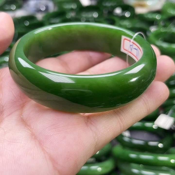 未镶嵌手镯和田玉（碧玉）