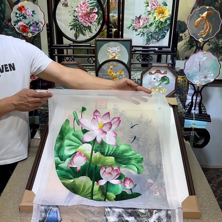 刺绣刺绣工艺精湛