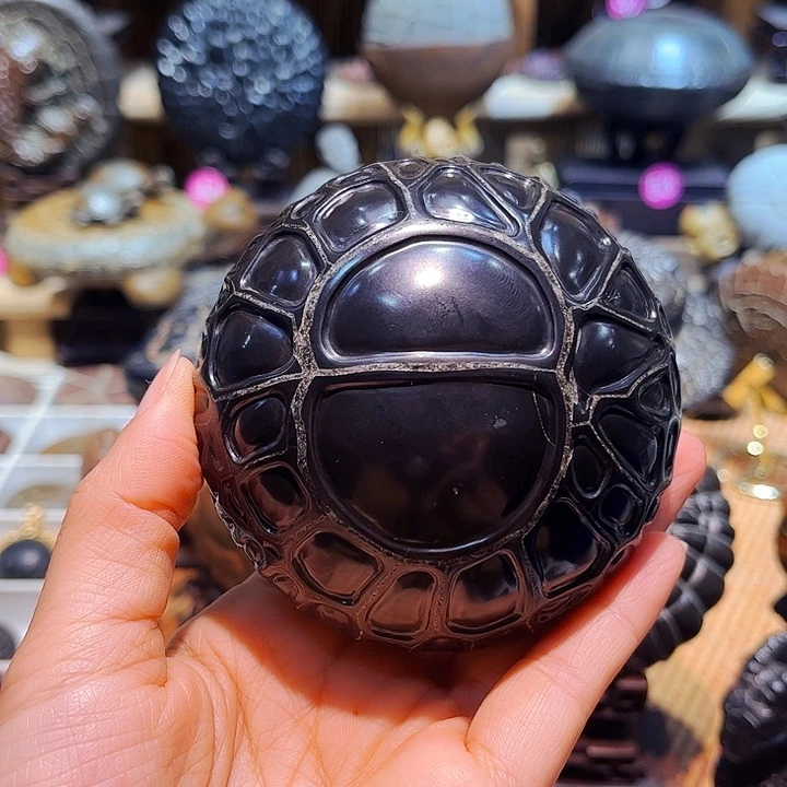 用***7石材龟纹石精品墨甲石