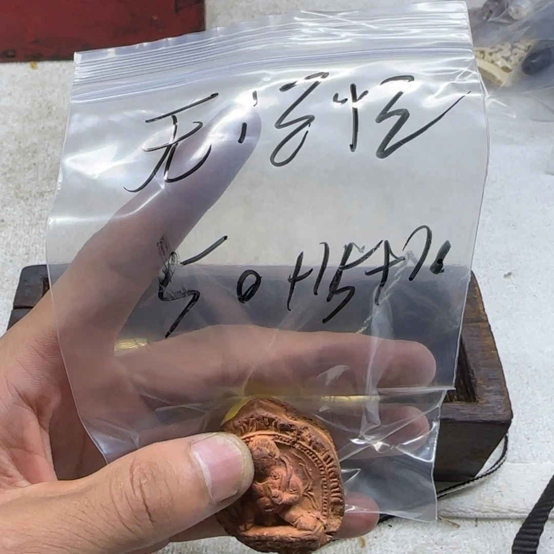 无***忆泥塑藏区回流泥擦擦