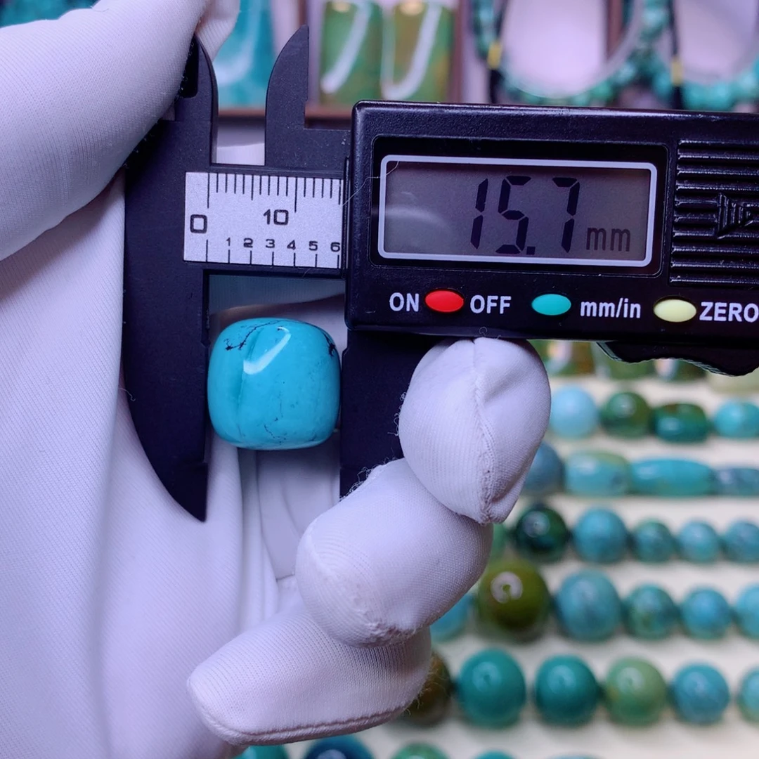 绿松石未镶嵌原矿绿松石