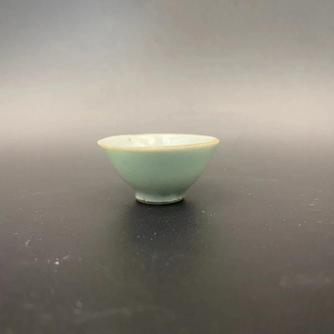 杯子陶瓷摆件（豆青小杯）