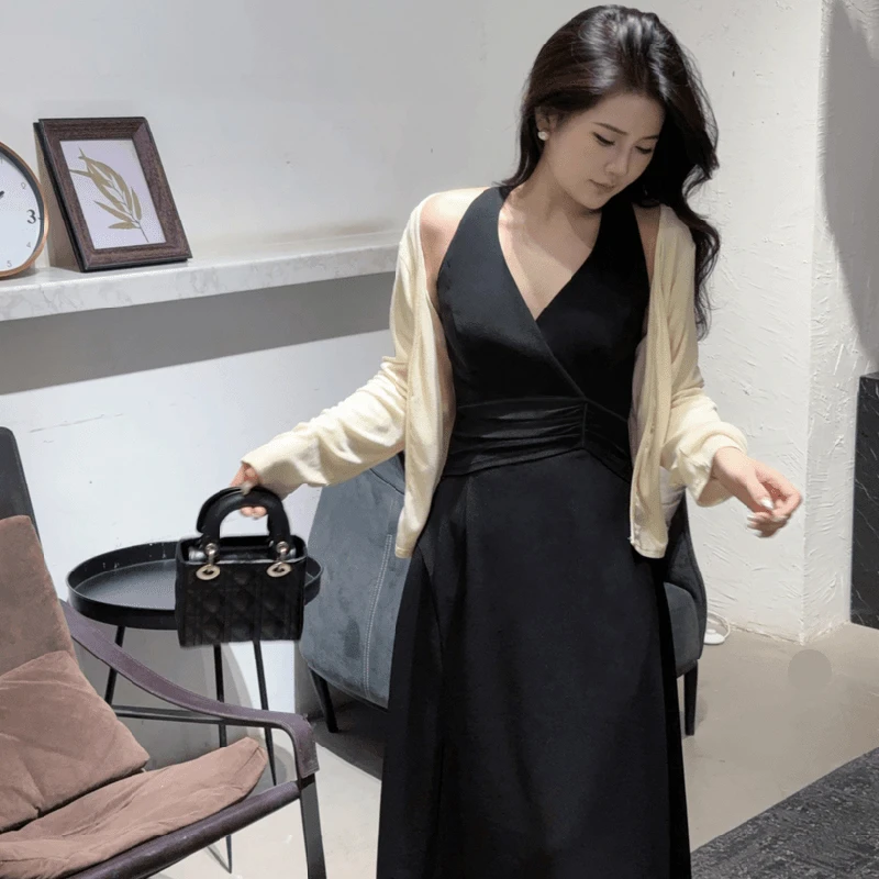 【刘伊朵】【两件套】2025新款黑色时尚长袖修身显瘦连衣裙子1981