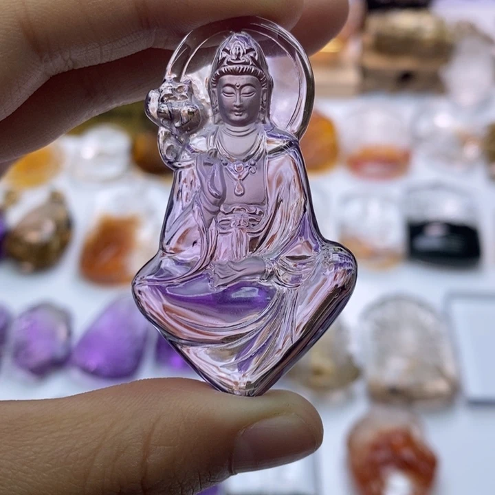 水晶颈饰未镶嵌为***斗定制