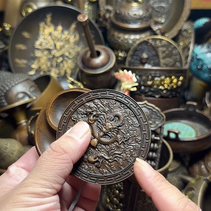 铜器摆件收收藏藏