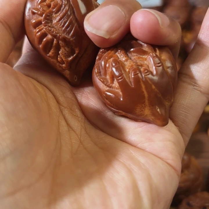 橄榄核把件生命三面鲍鱼到手