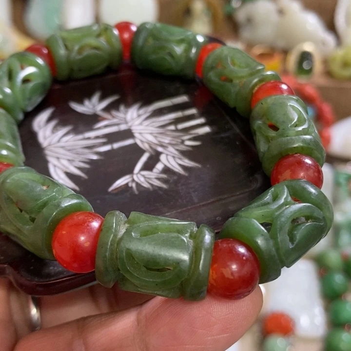 m**o漂亮9999999999999