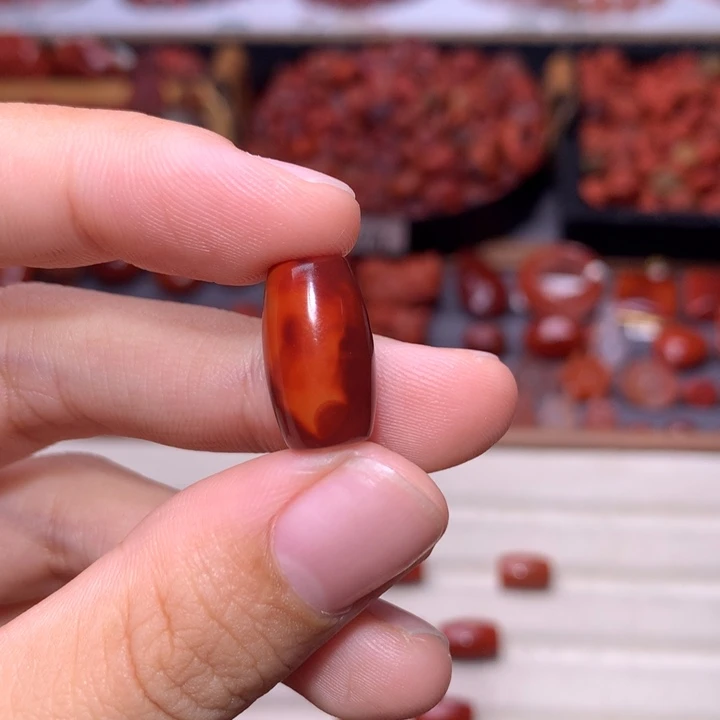 G***g未镶嵌南红南红玛瑙桶珠