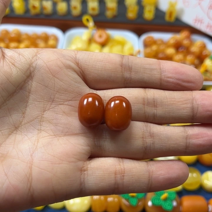 琥珀未镶嵌裸石卡12加老蜡橘皮枣珠