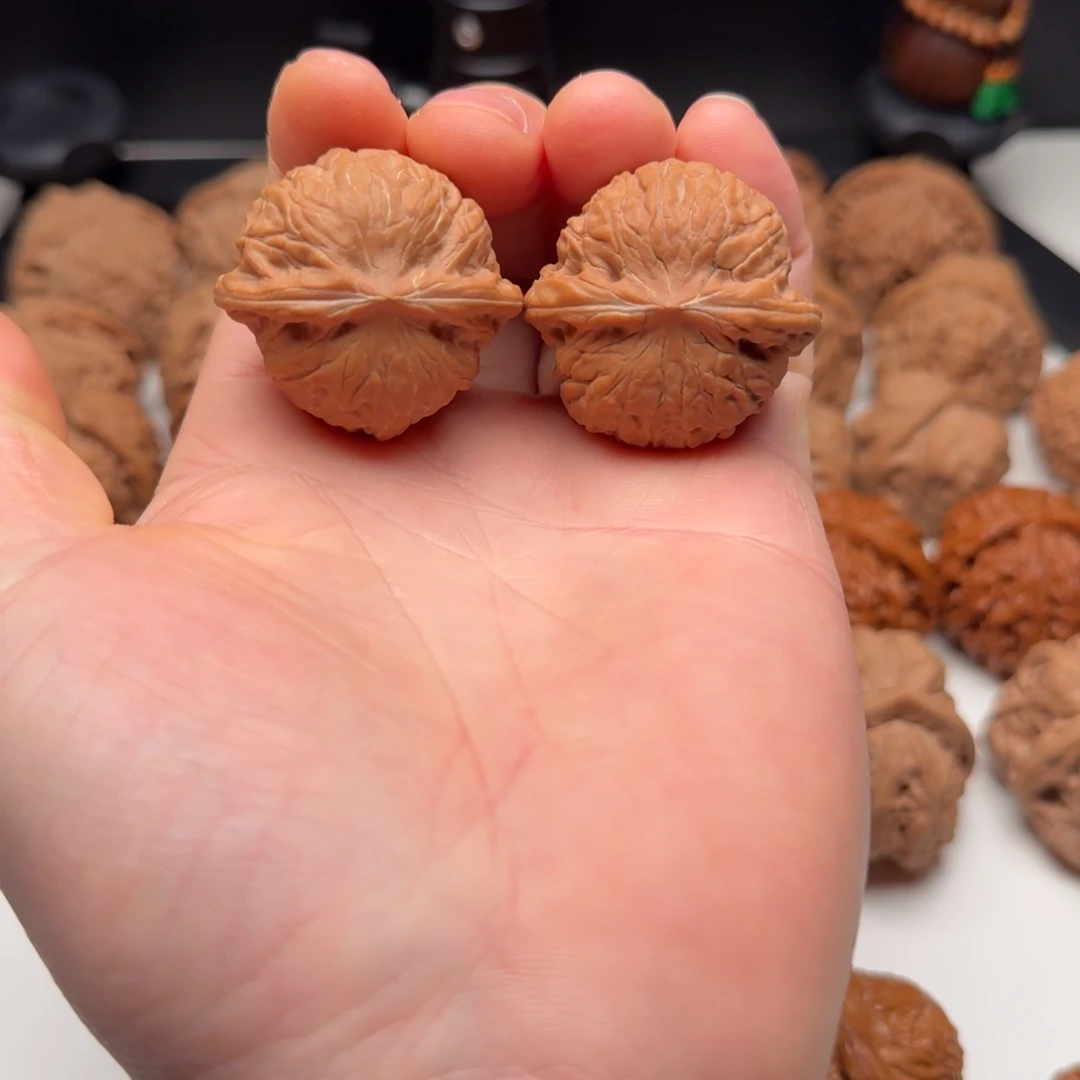 核桃把件36 乾隆磨