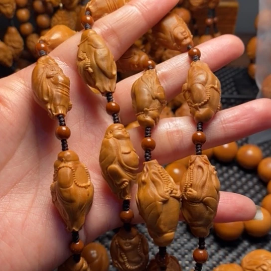 橄榄核吊坠站立弥勒