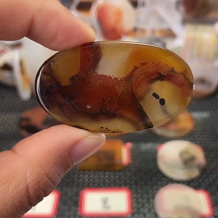 玛瑙/玉髓合金颈饰