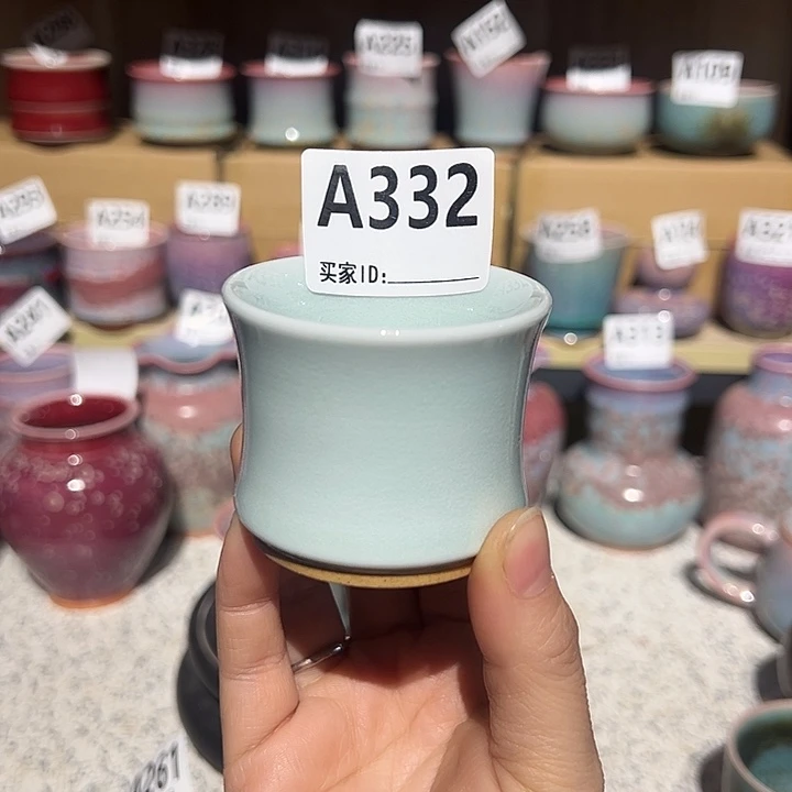 钧瓷瓶子钧瓷杯子