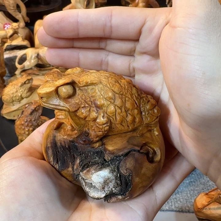 崖柏摆件手把件等