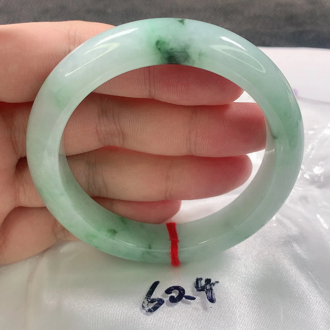 未镶嵌手镯翡翠60-61圈。304号