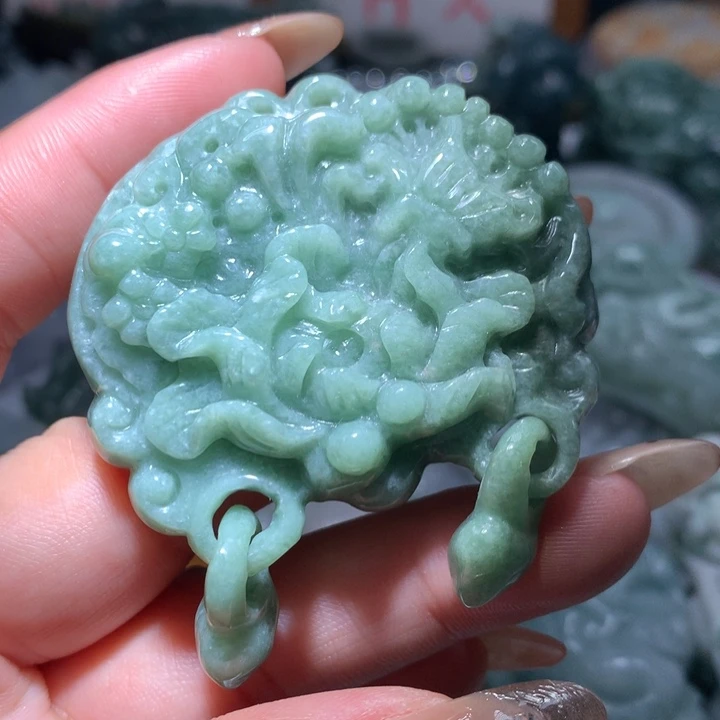 翡翠未镶嵌颈饰保真天然A货翡翠