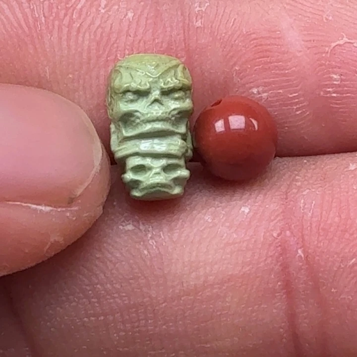 南红玛瑙未镶嵌珠宝奇石