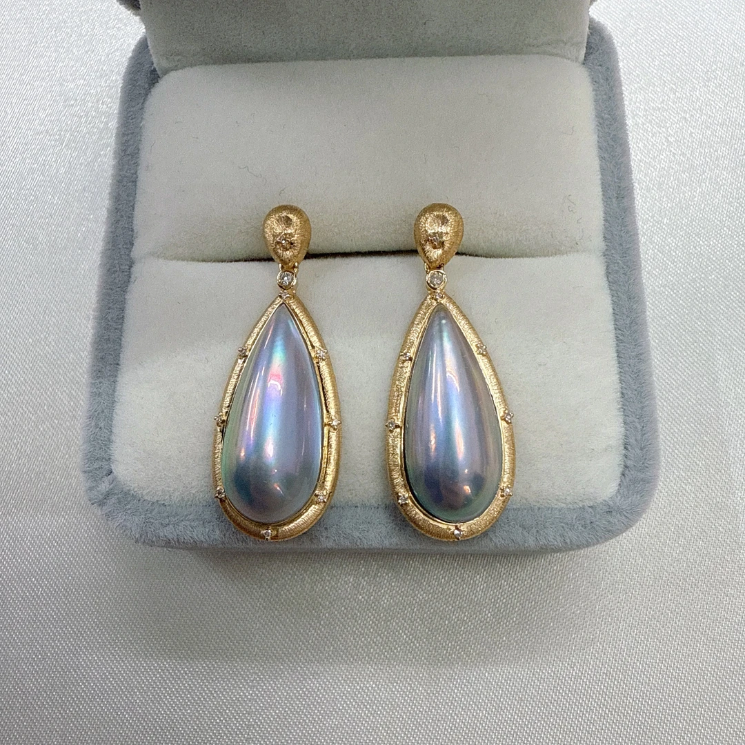 【HH】18k金 极光炫彩仙境真多麻色马贝耳钉  钻石