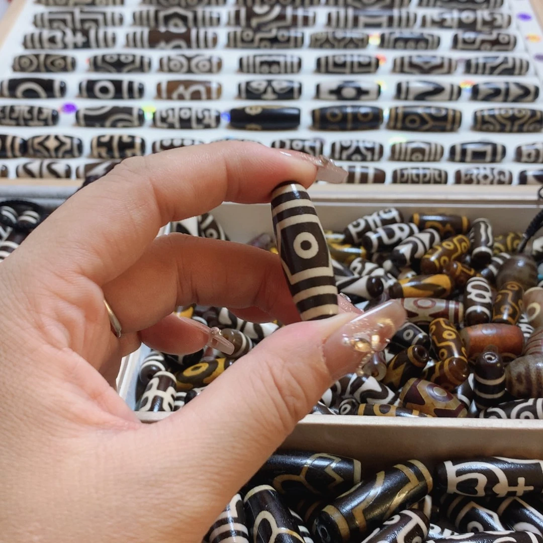 未镶嵌颈饰玛瑙/玉髓