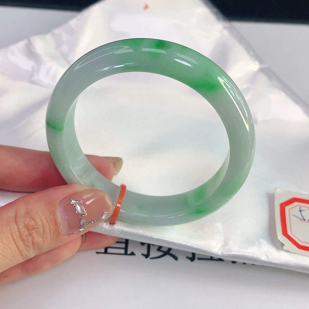 翡翠手镯未镶嵌天然A货翡翠020