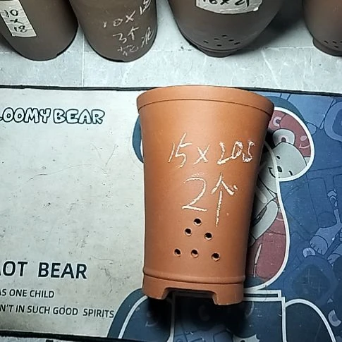 红泥新品两个花盆微瑕