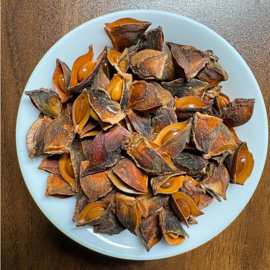 云南绿春老树八角无硫自然晒干料增香调味卤料（精品手工八角瓣）