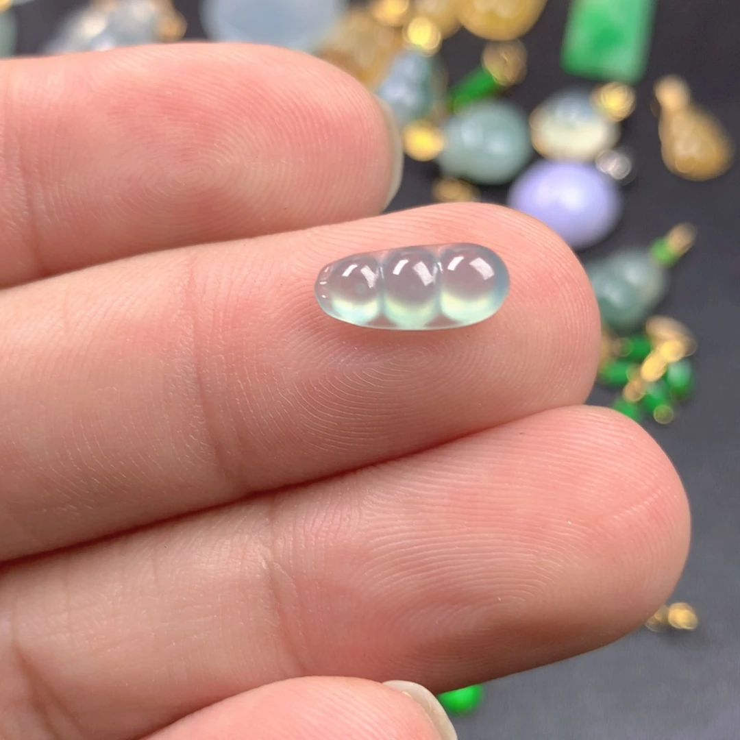 【闪购商品】颈饰未镶嵌翡翠翡翠