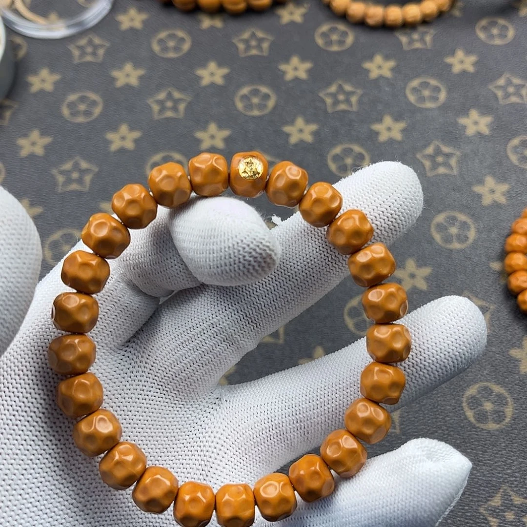 猴头核桃手串奶酪全品无暇10左右尺寸