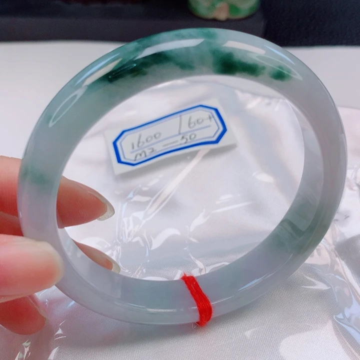 未镶嵌手镯翡翠60圈