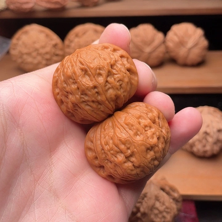 吊坠文玩核桃38边肚全品红皮铁锤37克