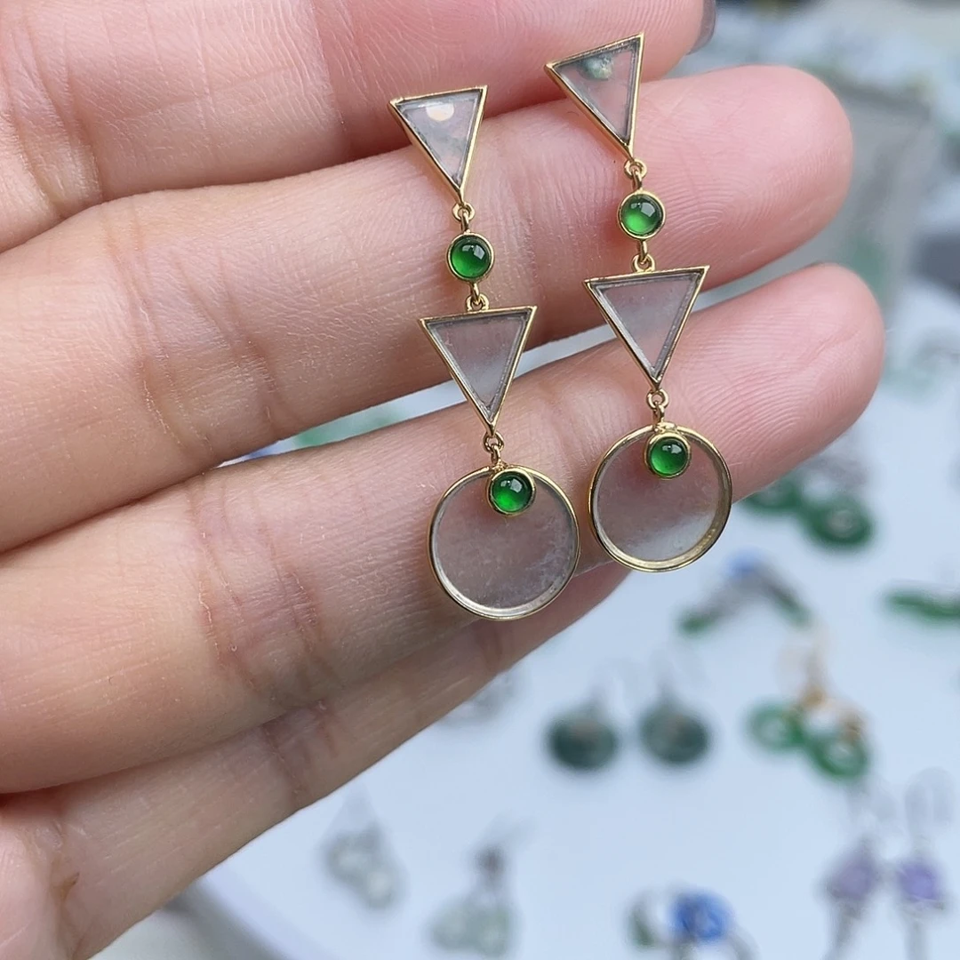 翡翠18K金镶嵌耳饰