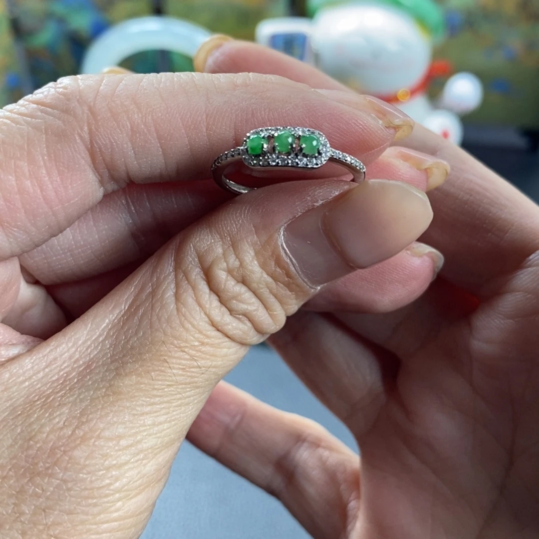 翡翠未镶嵌戒指天然翡翠福利