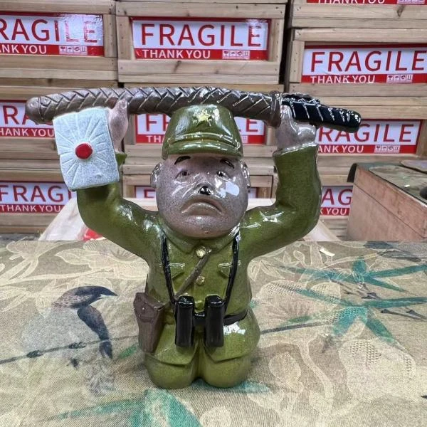 变色茶宠日本人下跪投降创意摆件茶桌茶盘装饰品茶具配件 0093