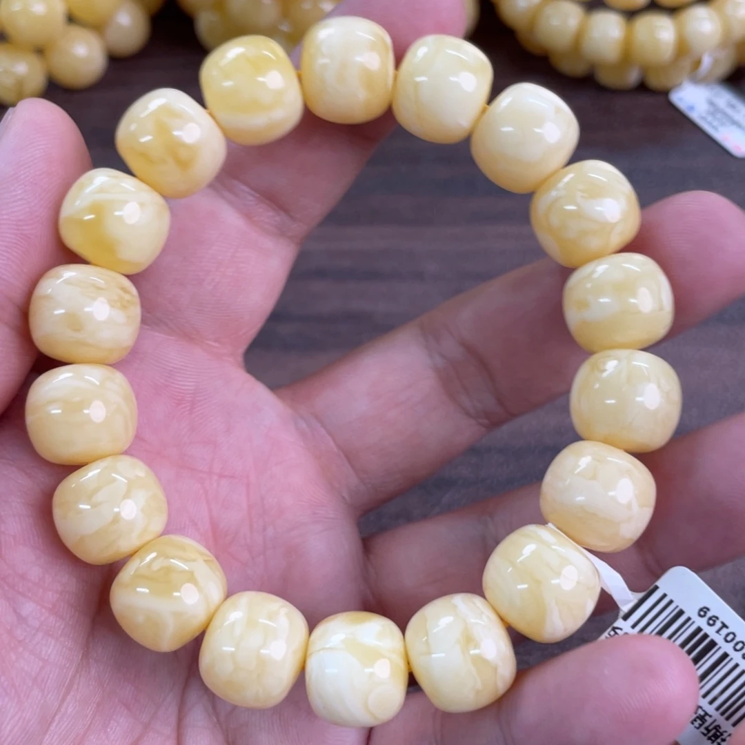 未镶嵌琥珀裸石022000000