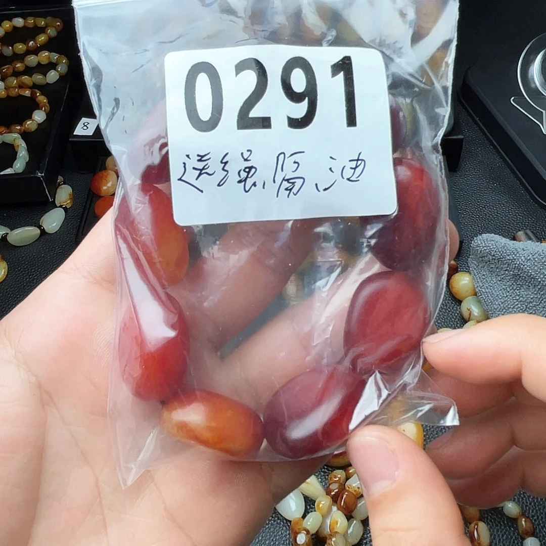 和田玉吊坠(赠链)未镶嵌?*浅