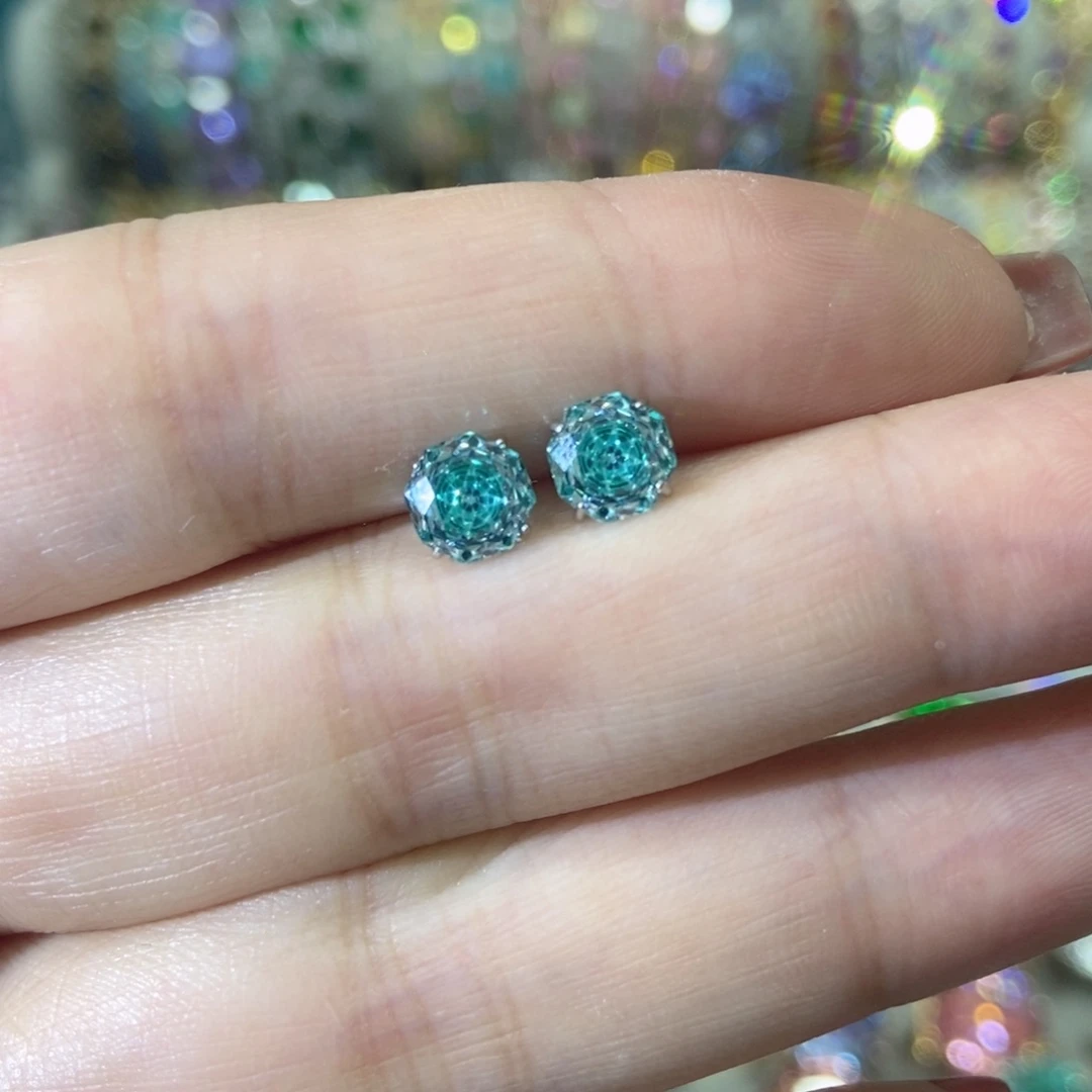 66锆石（处理）耳钉