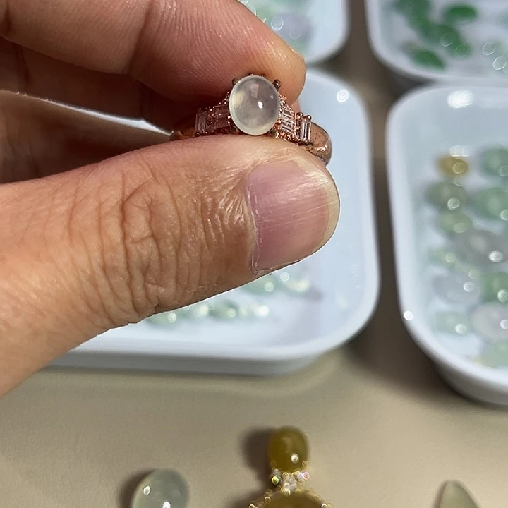 翡翠裸石缅料A货翡翠