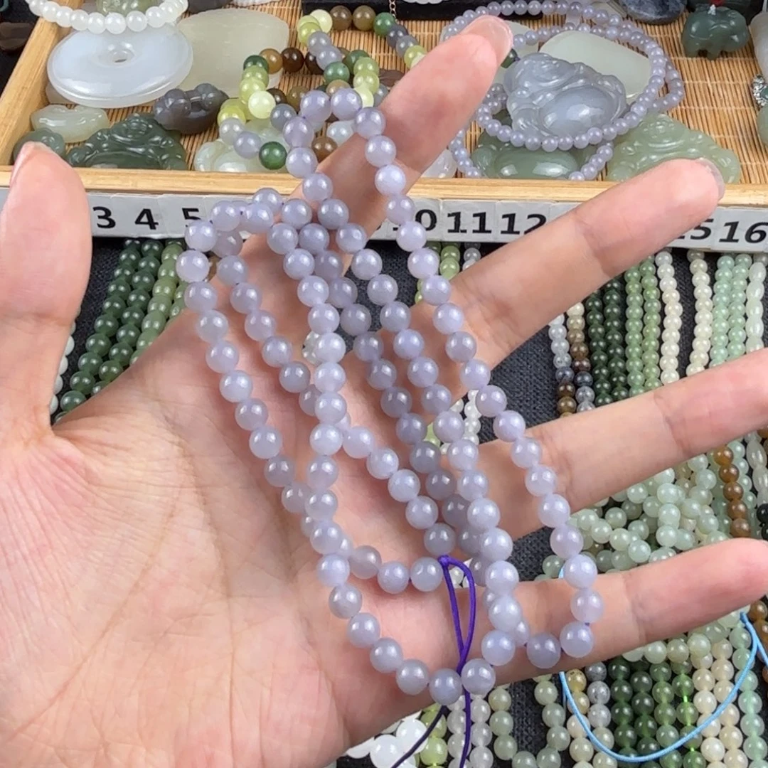一***一颈饰未镶嵌和田玉